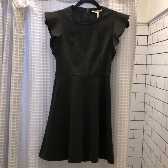 BCBGeneration Ponte Flutter Sleeve Dress - Picture 2 of 6